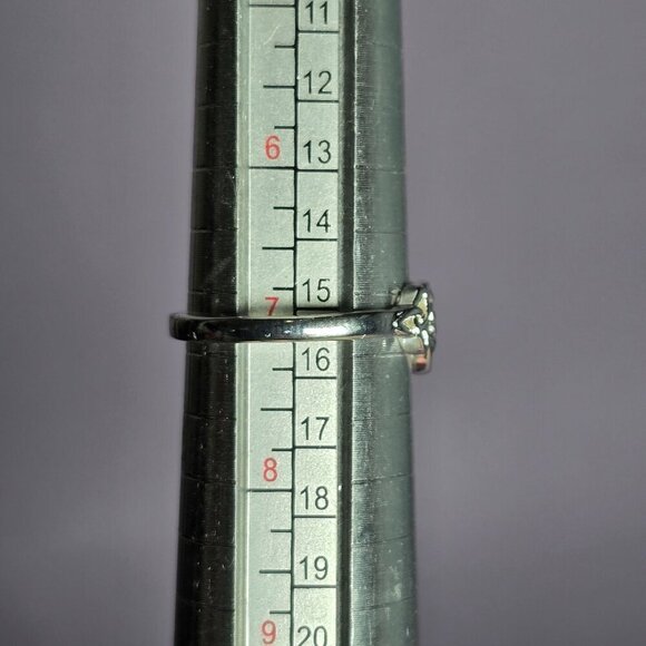 Sterling Silver Celtic Knot Heart Ring Size 7 (NWOT) - Picture 4 of 4